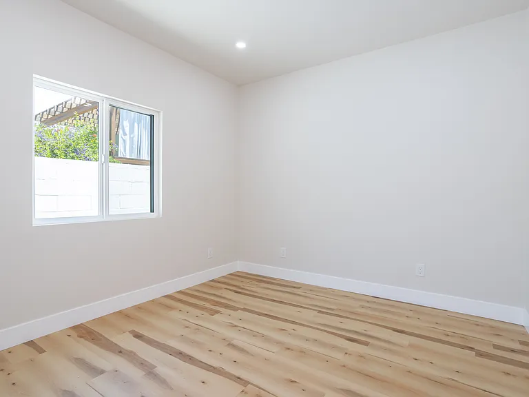 17905 Bullock St #1/2 — Photo 8