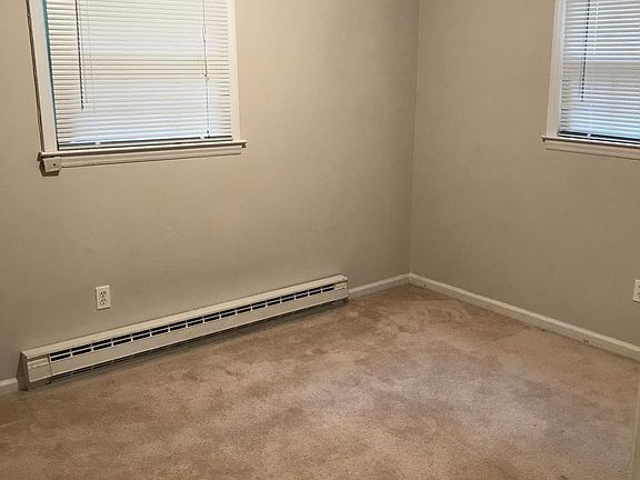 2nd image of 307 Newburg Ln