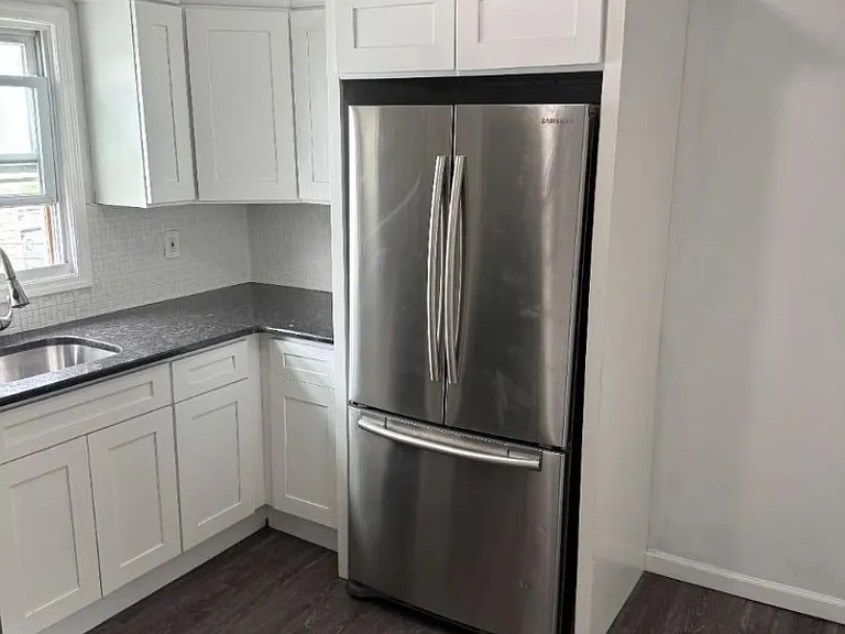 26 E 19th St — Photo 5
