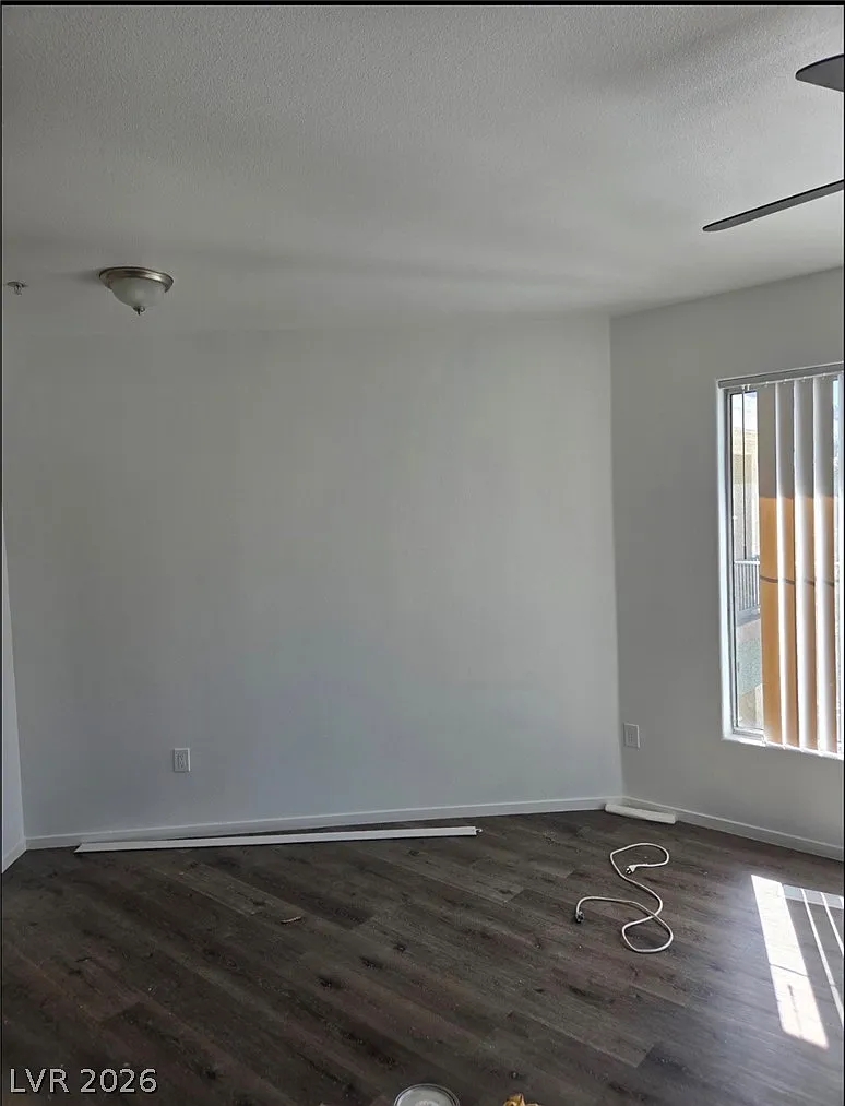 2 bed, 2.0 bath, 906 sqft, $1,450 — Photo 4