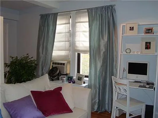 Rented by R New York | media 11