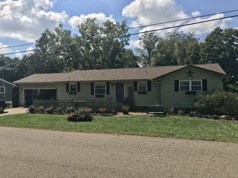 1st image of 439 Lynwood Ln