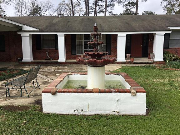 2nd image of 109 W Hills Dr