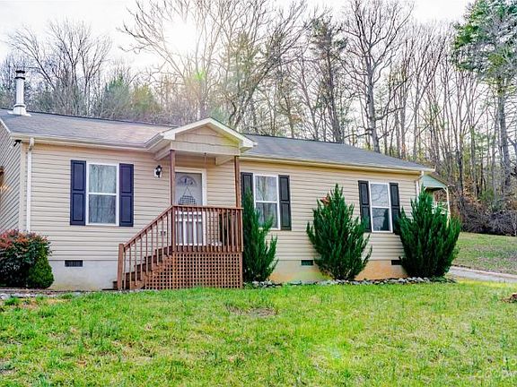 3rd image of 1819 Cline Pl