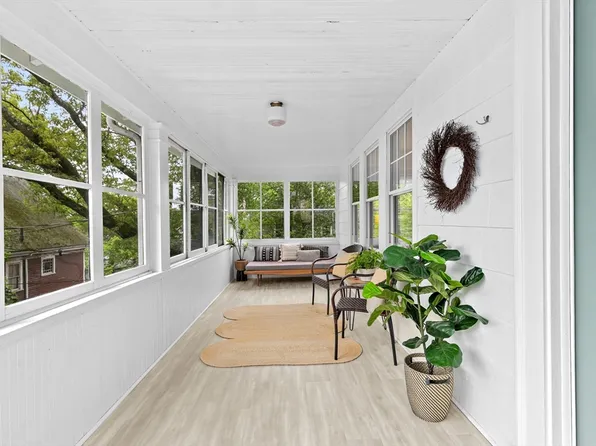 4 Kittredge Ct, Roslindale, MA 02131