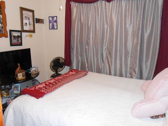 4th image of 131 Saint Matthew Ln