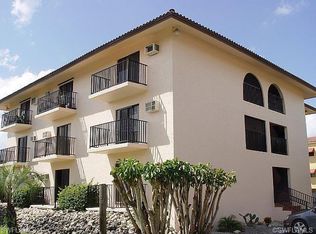 830 Wiggins Pass Rd APT 6, Naples, FL 34110