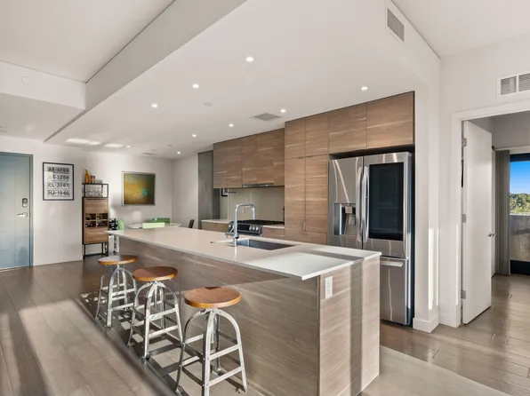 2300 E CAMPBELL Avenue #202, Phoenix, AZ 85016