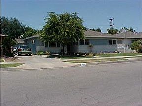 2nd image of 915 Paloma St