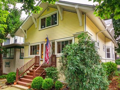 1006 Clinton Ave, Oak Park, IL, 60304