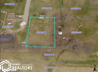 8 Hickory Hollow Rd, Bloomfield, IA 52537