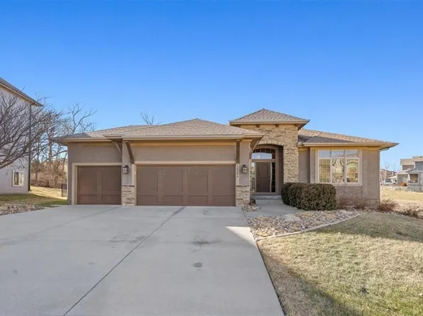 12344 Dunraven St, Olathe, KS 66061