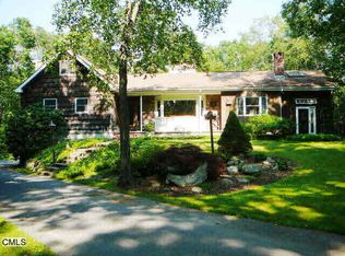 3 High View Ter, New Fairfield, CT 06812