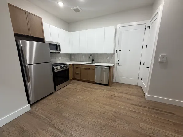 40 Lembeck Avenue image 1 of 7