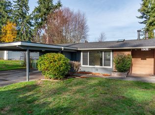 850 SW 6th Ave #1, Oak Harbor, WA 98277