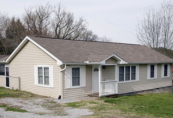 2nd image of 315 Eggers Ln