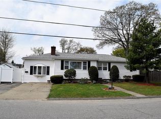 77 Harper Ave, Cranston, RI 02910