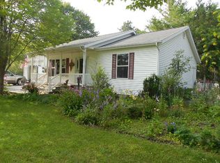 1996 N Eight Mile Rd, Sanford, MI 48657