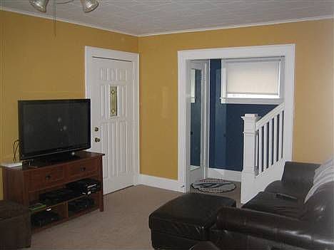 3rd image of 144 Wadsworth St