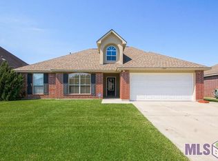 26089 Big Ben Dr, Denham Springs, LA 70726
