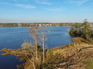 21 E Cannon Cv, Hampstead, NC 28443