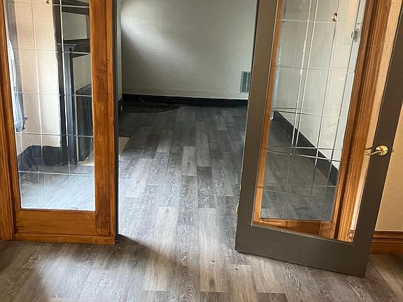 3rd image of 518 Washington Ave APT B