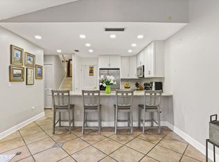 4652 Holly Lake Dr, Lake Worth, FL 33463