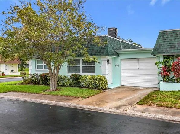 8375 Burgundy Dr N, Pinellas Park, FL 33781