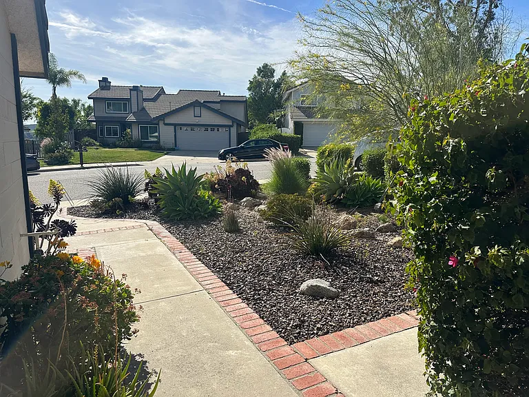 596 Aspen Ridge Ct — Photo 15