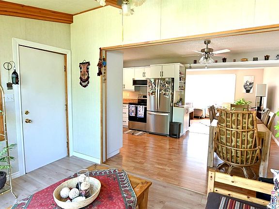 3rd image of 521 Guelph CRESCENT