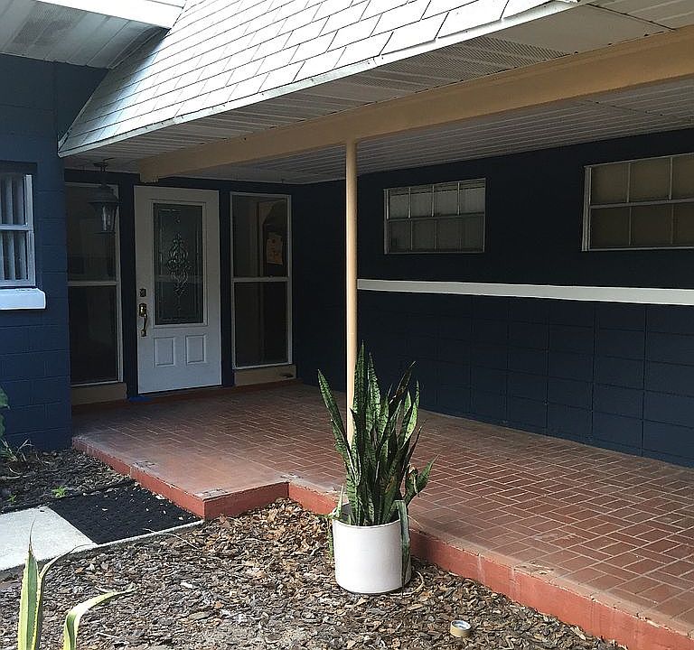 2nd image of 1108 Cornell Dr