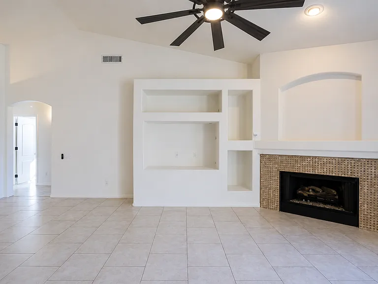 2335 W Noble Heights Dr — Photo 3