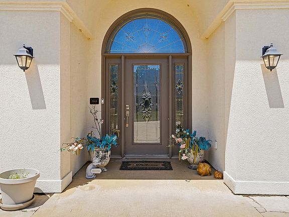 4th image of 1201 Grace Ln