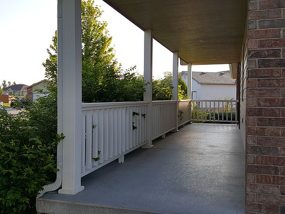 Covered Front Porch