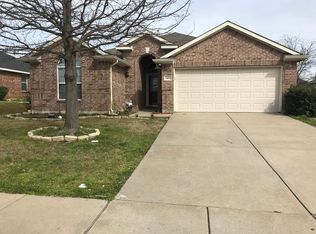 3436 Crisoforo Dr, Denton, TX 76207