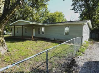 30877 Rhonda St, Excelsior Estates, MO 64062