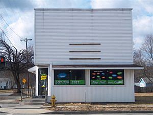 2nd image of 1301 College Ave