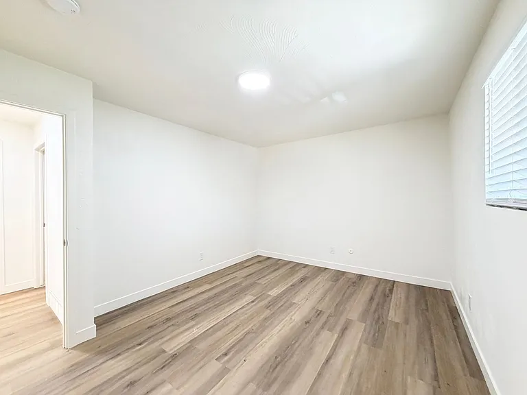 8548 W 62nd Pl — Photo 10