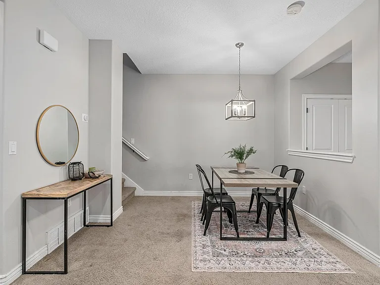 140 E Ace Ln — Photo 9