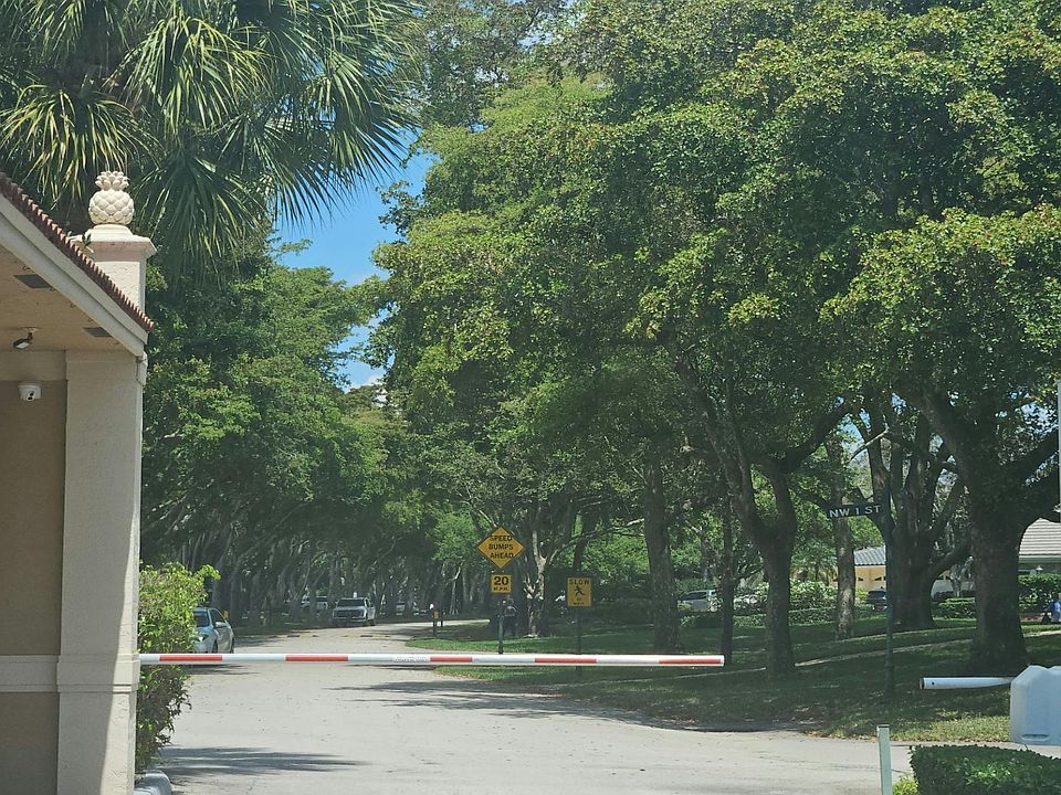 2nd image of 461 NW 131st Ave