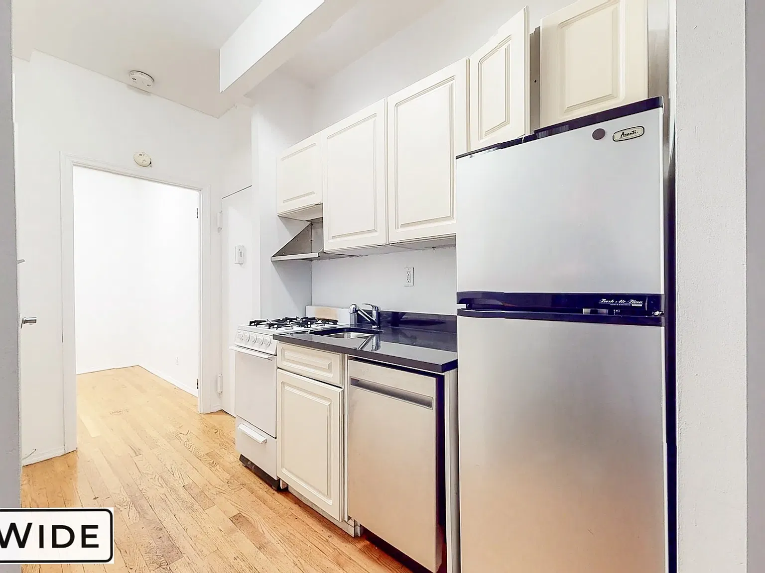 22 King Street — Photo 3