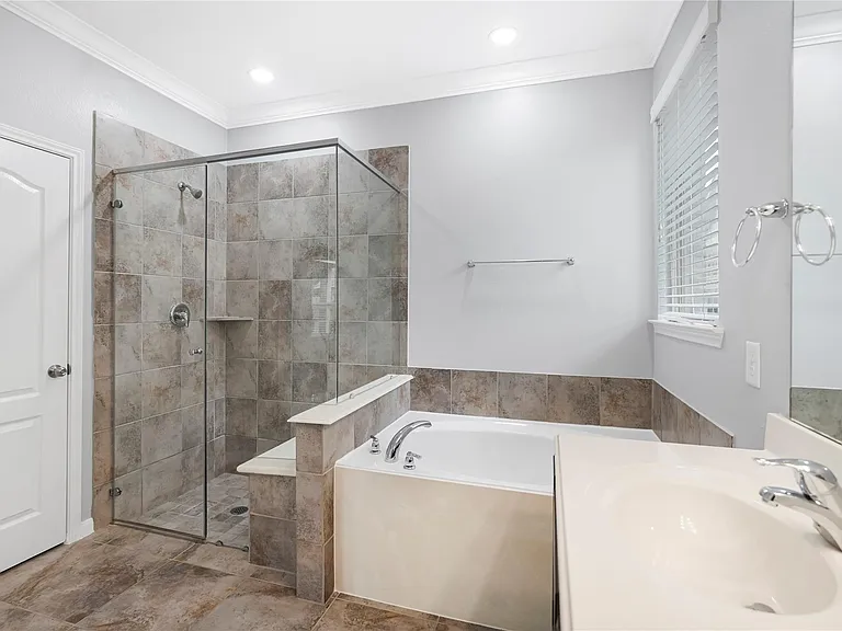 22727 Whispering Timbers Way — Photo 17