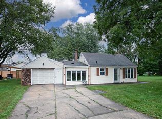 818 Adams St, Little Chute, WI 54140