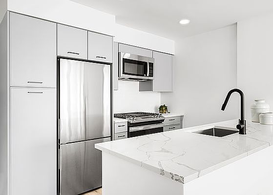 3rd image of 1101 President St APT 218