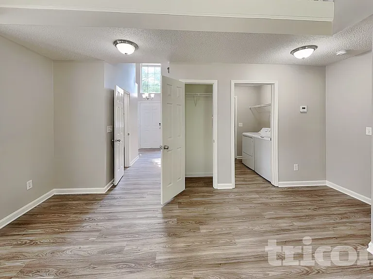 3651 Stonefield St — Photo 2