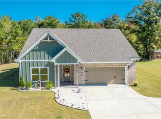 190 Madix Dr, Eclectic, AL 36024