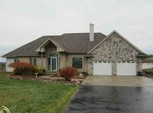 5045 Belford Rd, Holly, MI 48442