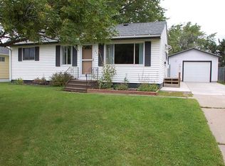 231 Wyandotte Rd, Hoyt Lakes, MN 55750