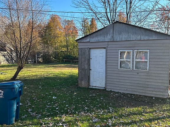 4th image of 115 Lynnwood Dr