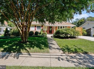 511 Carr Ave, Rockville, MD 20850